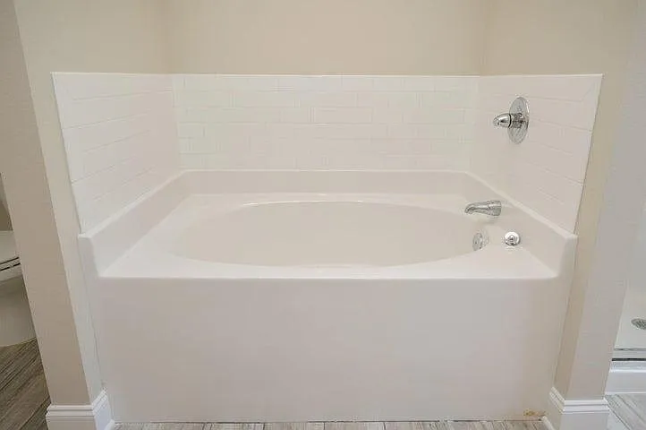 2239 Tom St — Photo 18