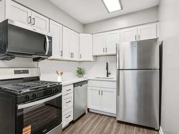 THE WELLINGTON, 2529 Horsham Rd, Hatboro, PA 19040