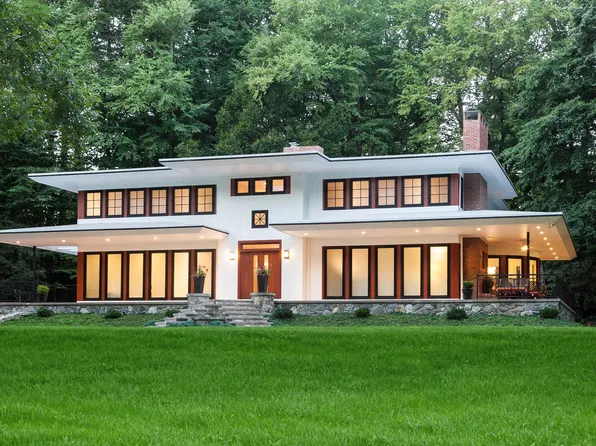 297 Old Norwalk Rd, New Canaan, CT 06840