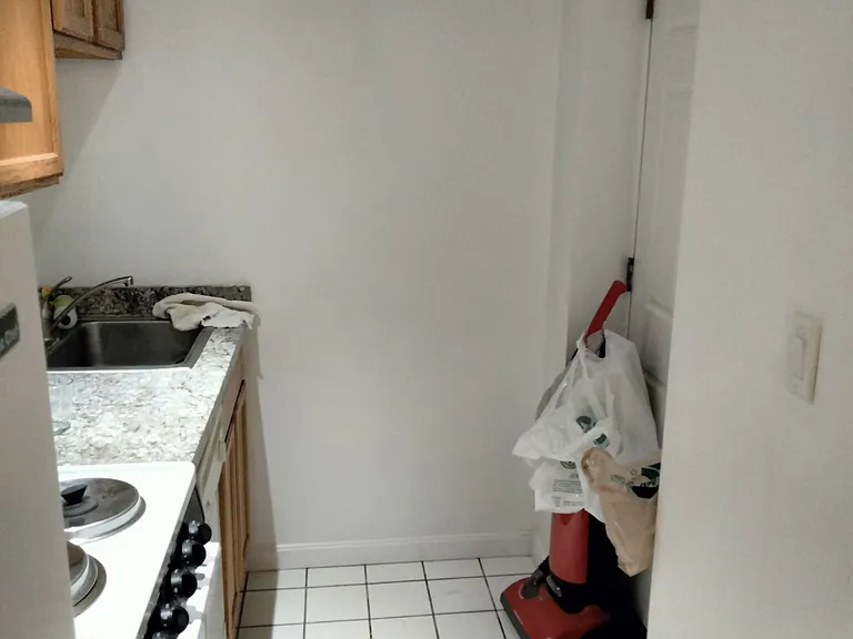 111 Norway St #B1 — Photo 4