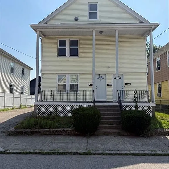 43 Tweed St #3 — Photo 1