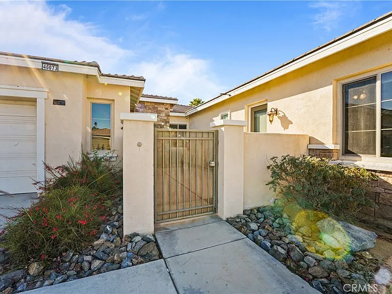 46073 Roudel Ln — Photo 2