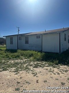 2nd image of 186 Avenue G