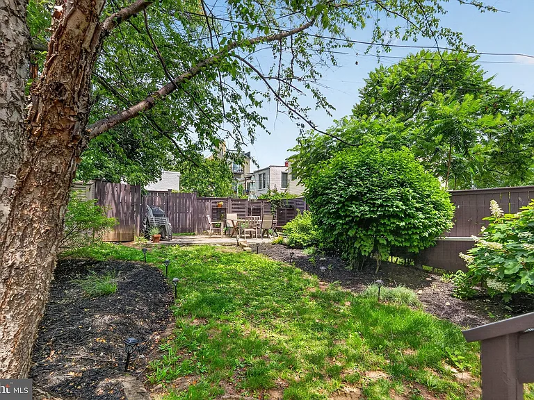 1836 Independence Ave SE #3 — Photo 24