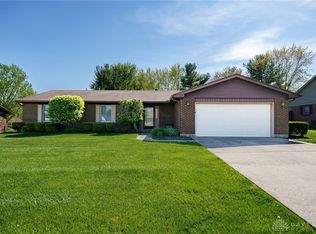 715 Preston Dr, Waynesville, OH 45068