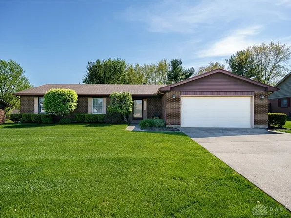 715 Preston Dr, Waynesville, OH 45068