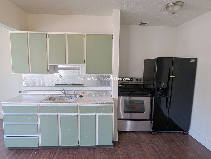 4 Kitchen_01222025