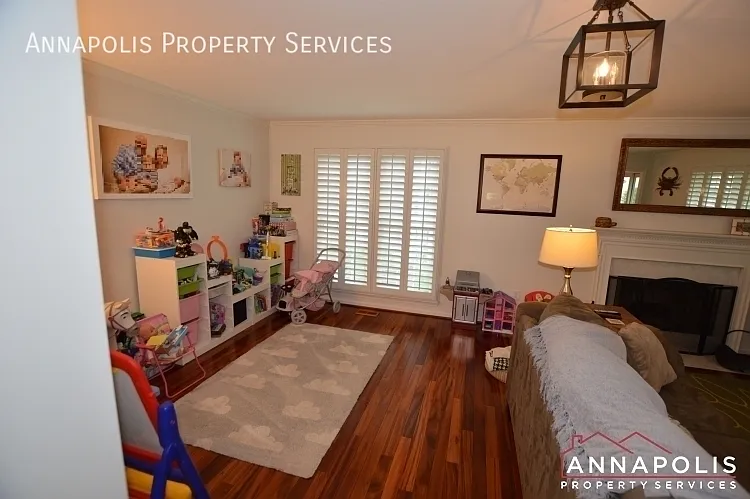 314 Rosslare Dr — Photo 16
