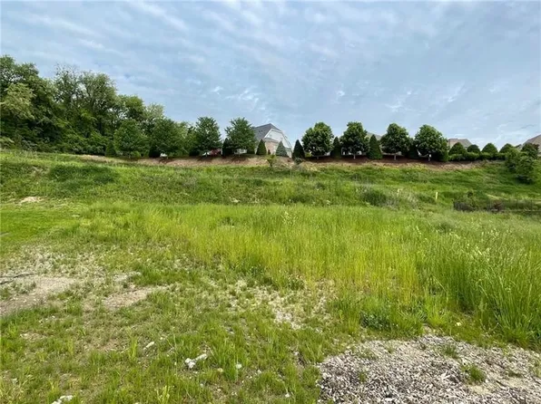 324 Spindle Ct N, Canonsburg, PA 15317