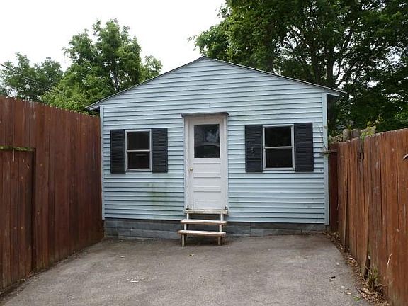 2nd image of 67 Valeria St