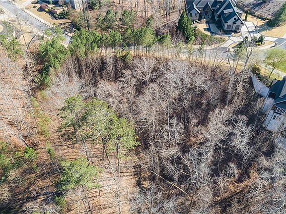 5th image of 1030 Balmoral Ln Lot 2
