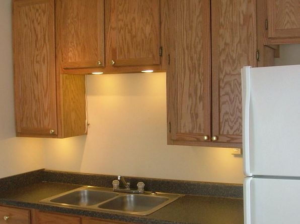 411 E Maxwell St APT 3
