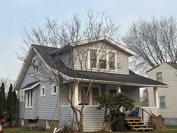 3rd image of 200 Fairview Ave