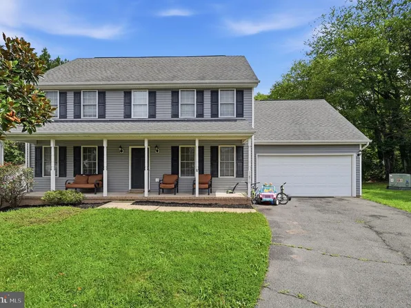 11876 Poland Ct, Remington, VA 22734