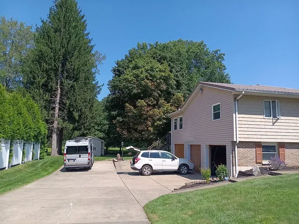 6 Ball Dr, Warren, PA 16365