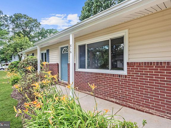 2nd image of 616 Oak Ln