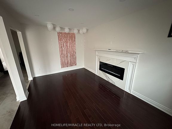 4th image of 25 Barolo Rd
