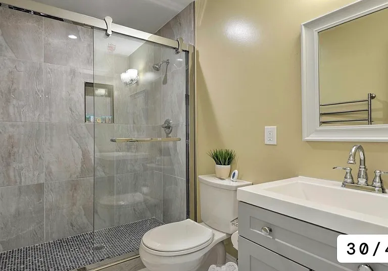 1304 Van Buren St NW — Photo 17