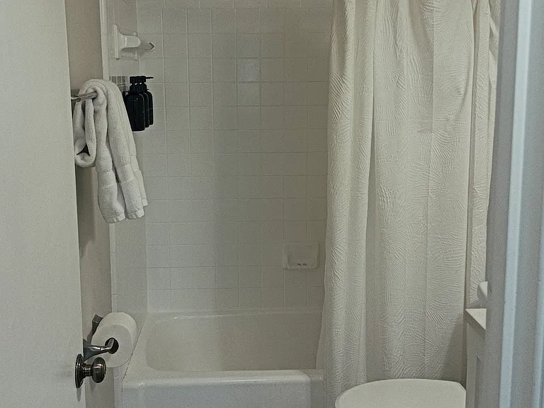 6004 Applewood Ln — Photo 15