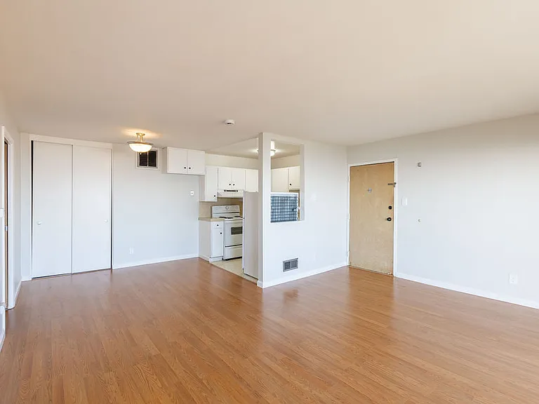 96 Crestline — Photo 24