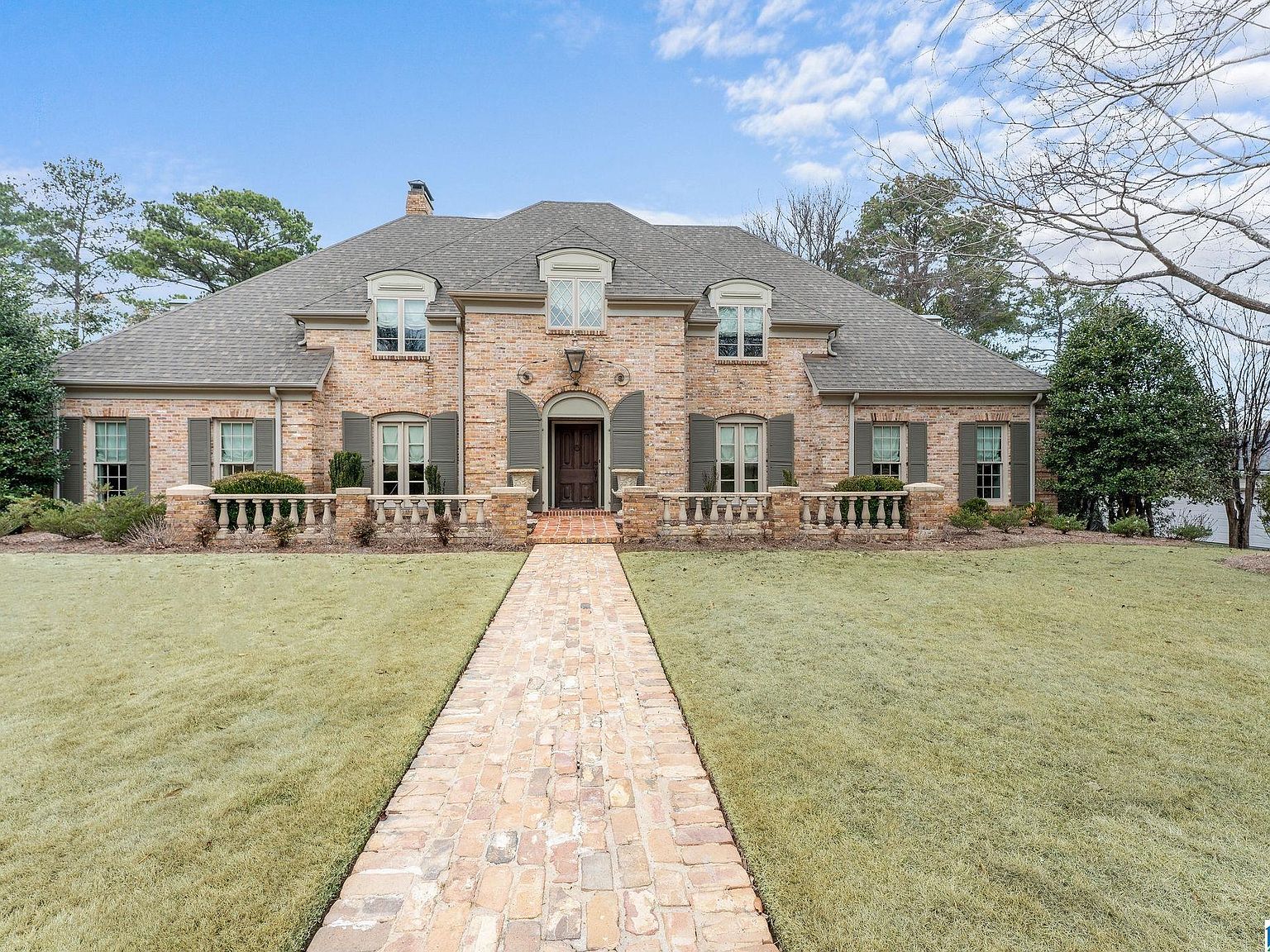 1222 Indian Hills Cir