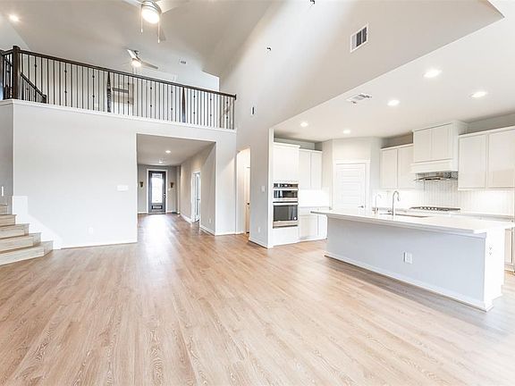 4th image of 29211 Grand Gorge Dr