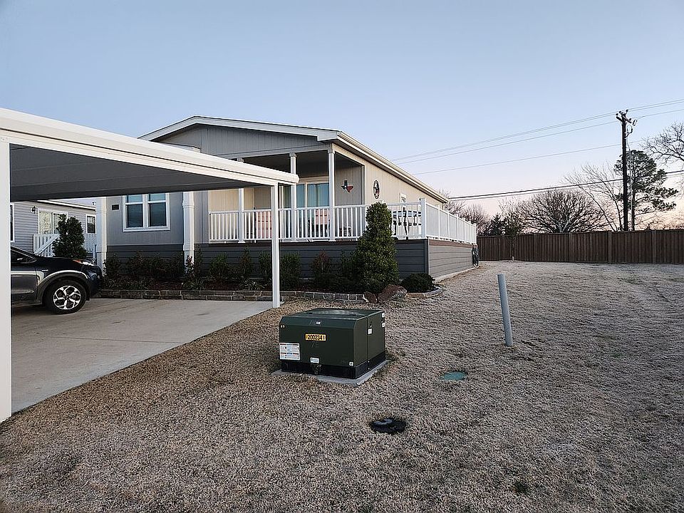 1st image of 305 Diamond Dr #305