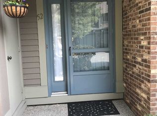 52 Longfellow Ln, Mahwah, NJ 07430