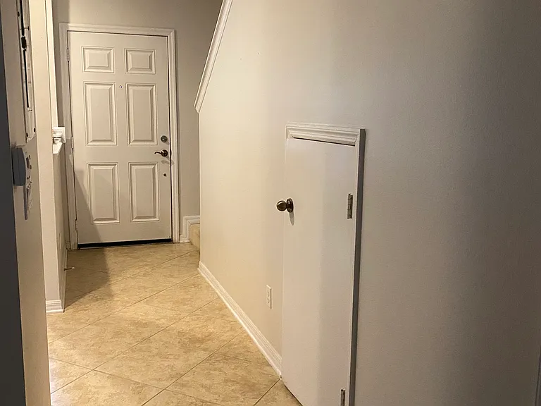 3333 Wilshire Way Rd #8 — Photo 13