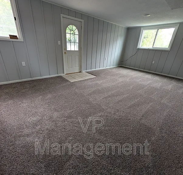 4547 Main St — Photo 4