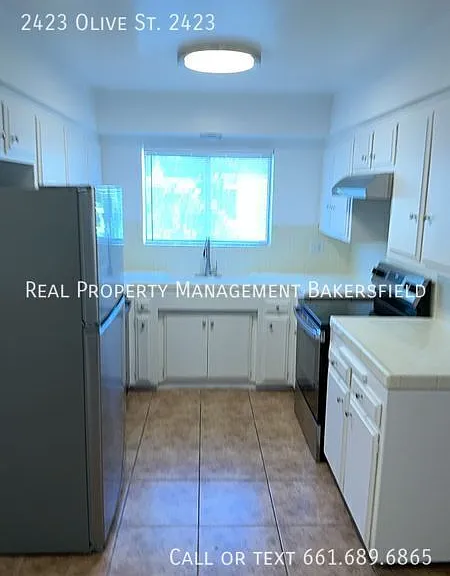 2423 Olive St #2423 — Photo 32
