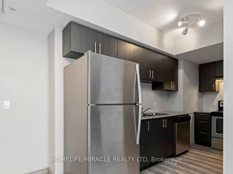 275 Larch St E #407A — Photo 16