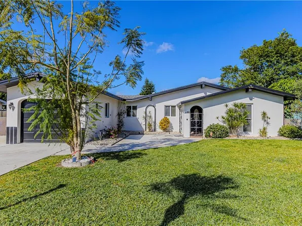 106 Starview AVE, LEHIGH ACRES, FL 33936