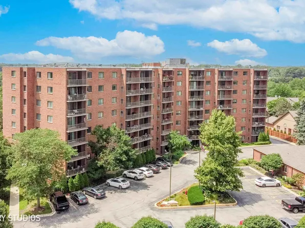 1 Bloomingdale Pl APT 721, Bloomingdale, IL 60108