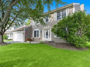 1621 Beels Ct, Batavia, IL 60510
