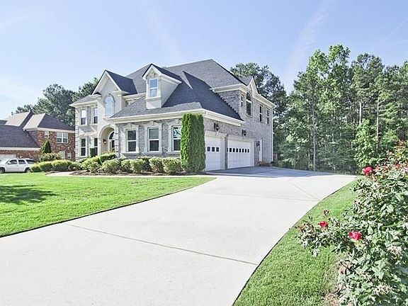 2nd image of 2532 Sycamore Dr