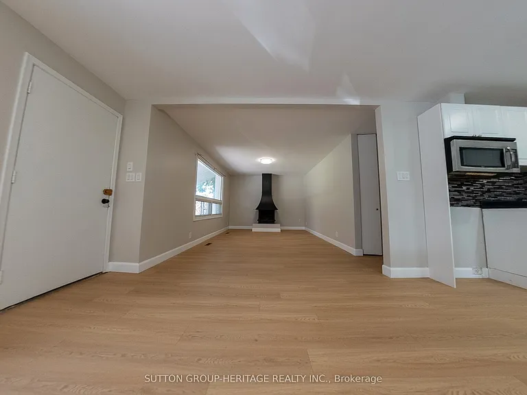 661 Annland St — Photo 6