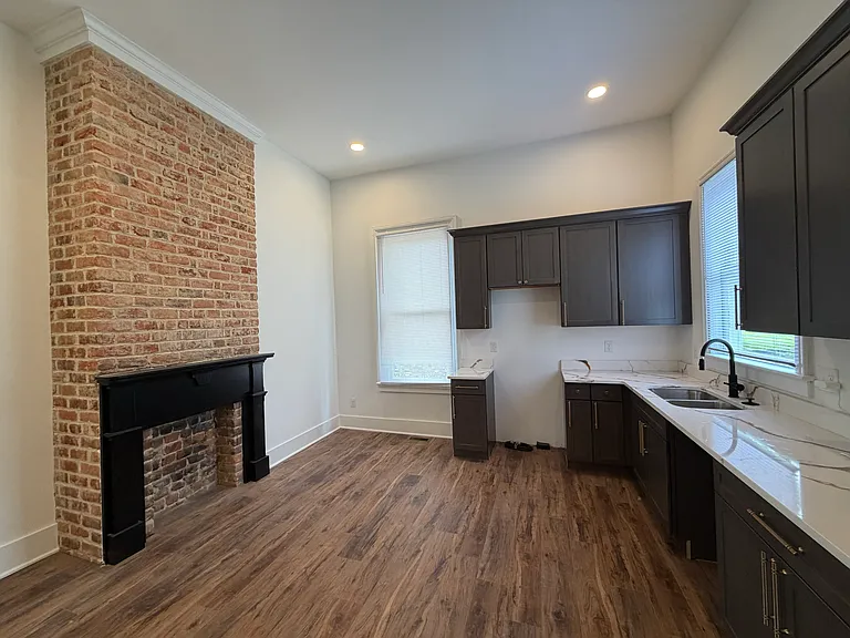 712 Harrison St #A — Photo 6