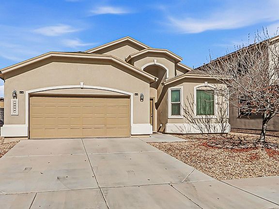 3rd image of 14477 Fernando Zubia Ave