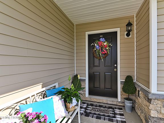 5th image of 5021 Tealwood Dr