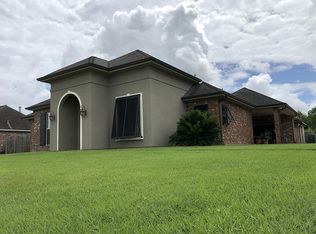 111 S Sugarfield Dr, Thibodaux, LA 70301