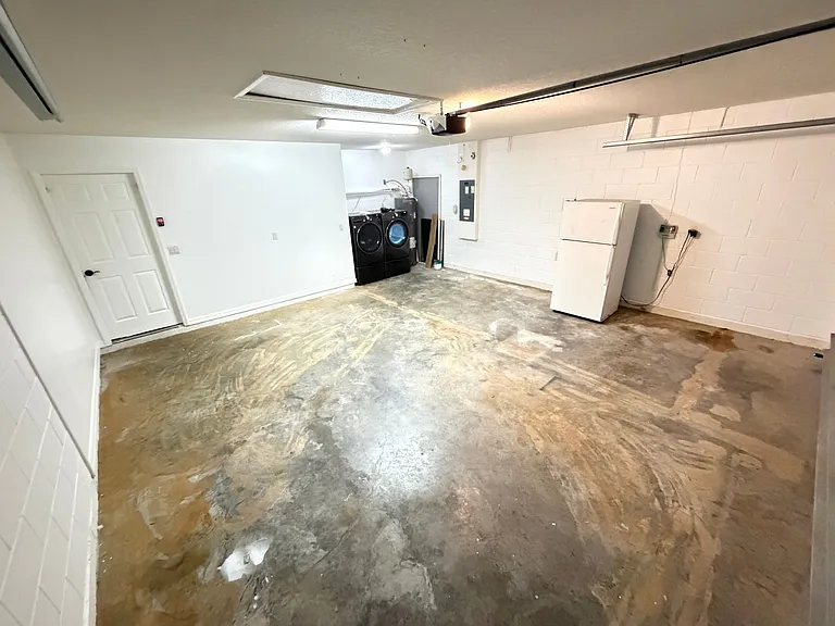 151 Granada Blvd — Photo 60