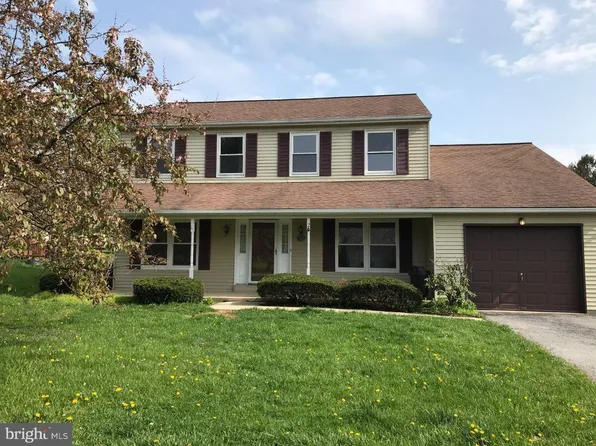 2 Corwen Ter W, West Chester, PA 19380