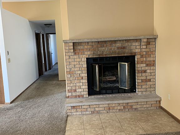 4th image of 1106 10th Ave N APT 6