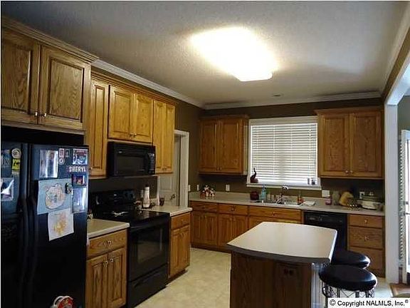 3rd image of 609 Preston Ave #8-J
