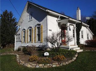 206 Whitney Rd W, Penfield, NY 14526