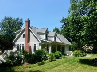 110 Turkey Hill Rd, Northampton, MA 01062