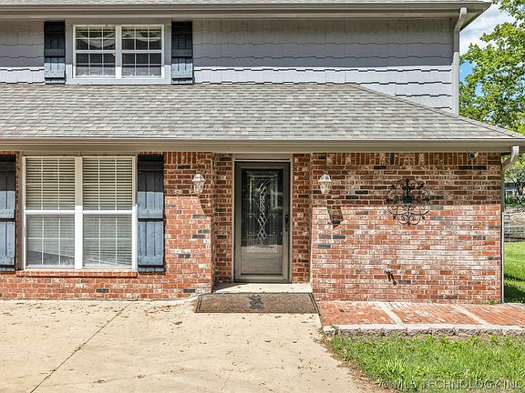 3rd image of 3112 Shore Dr