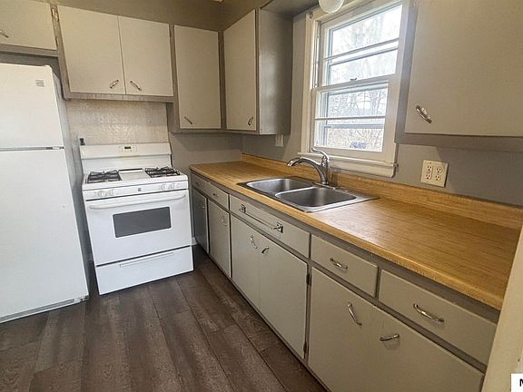 5th image of 412 29th St SW
