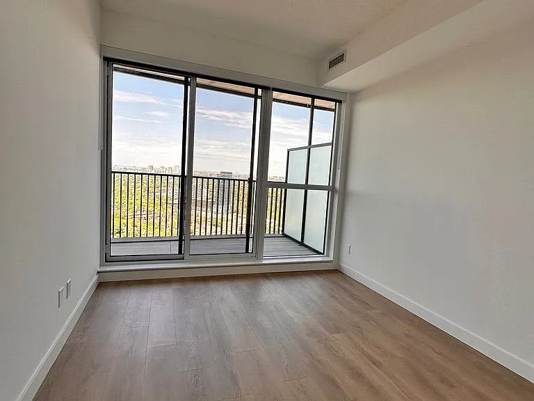 18 Esther Shiner Blvd #3303 — Photo 18